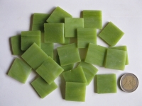vierkante Groen glasstukjes