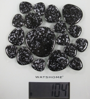 Zwart spikkel vormpjes keramiek