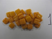 Oranje Rood 1  0.8 x 0.8 cm