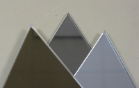 Driehoek spiegel brons 40 cm